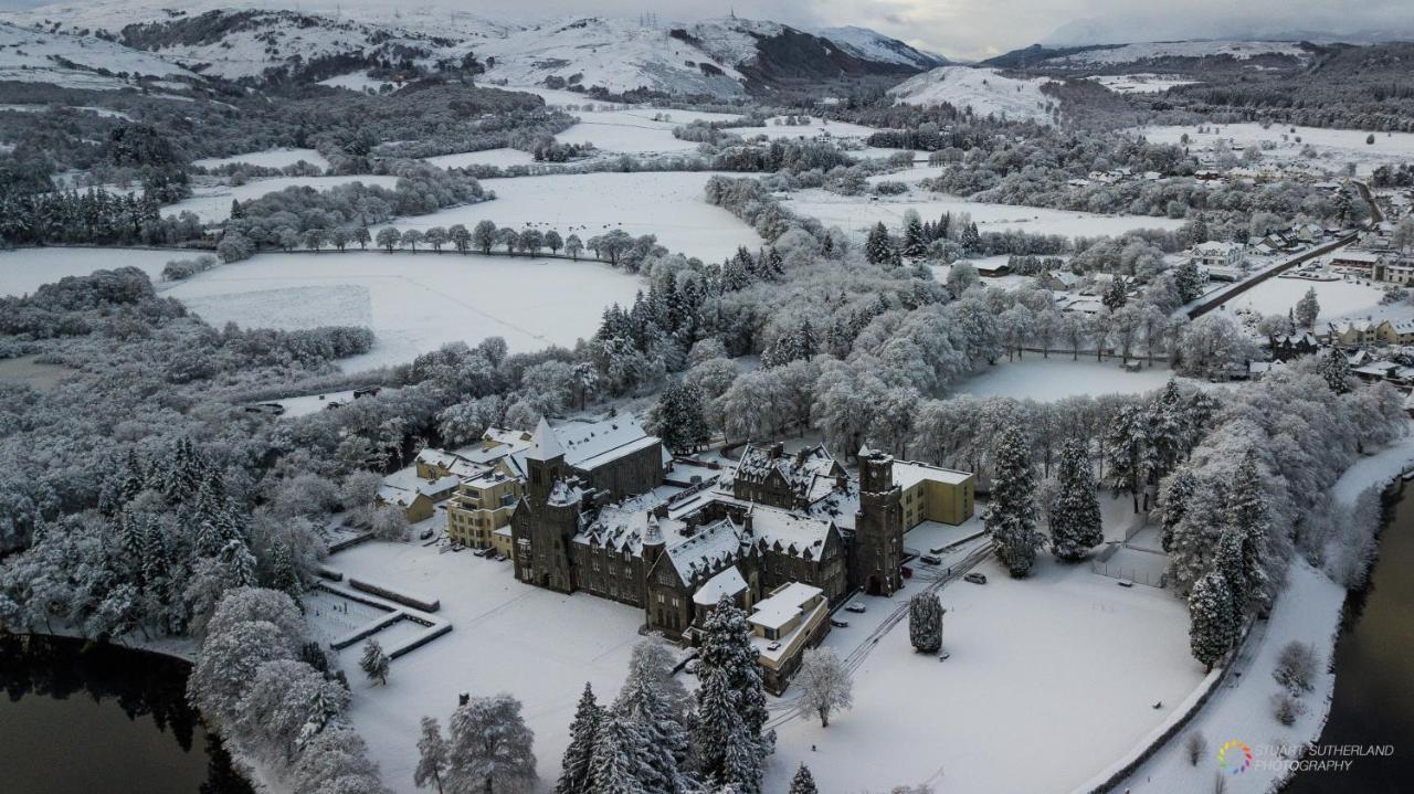 Old School Apartments Highland Club Fort Augustus Dış mekan fotoğraf
