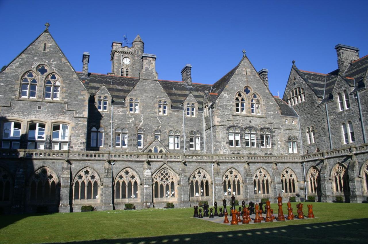 Old School Apartments Highland Club Fort Augustus Dış mekan fotoğraf